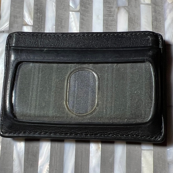 🎩Tumi Classic Black Leather Card Holder - Picture 2 of 15